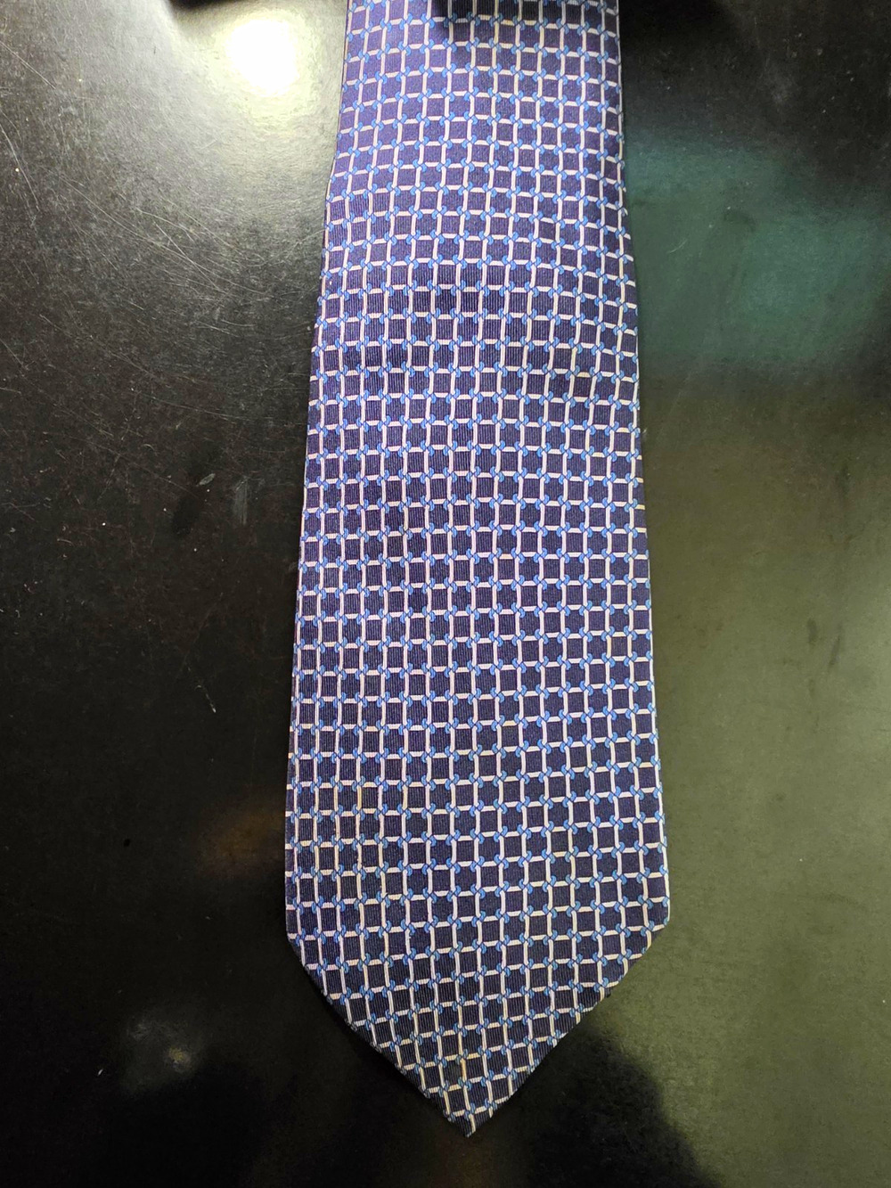 Vintage Gucci Men's Blue Geometric Silk Designer Tie Made in Italy